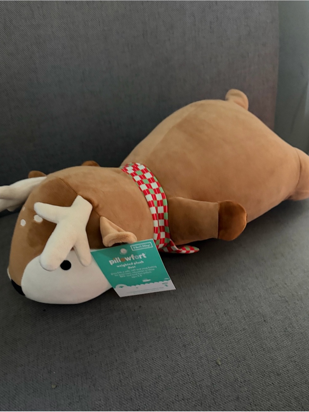 Pillowfort weighted reindeer sensory nwt